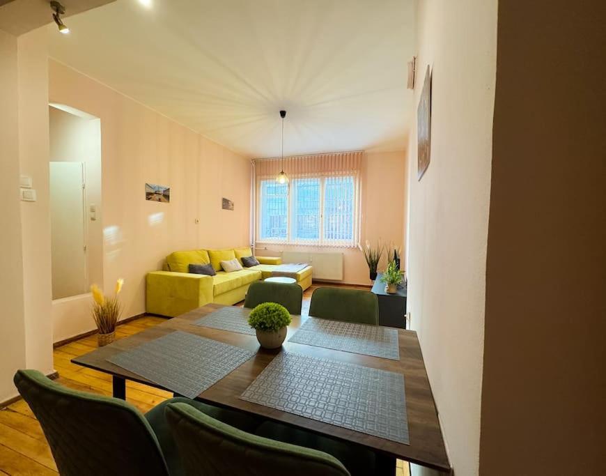 A Gem In The Heart Of Sofia 1Bdr Str Slavyanska Apartment Bagian luar foto